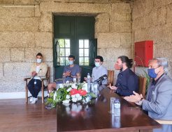 Galeria de Fotos - Apresentação da Associação Juvenil OUGAR