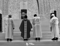 Galeria de Fotos - Estão abertas as inscrições para o passeio anual a Fátima