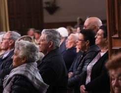 Galeria de Fotos - Encenação da Via Sacra