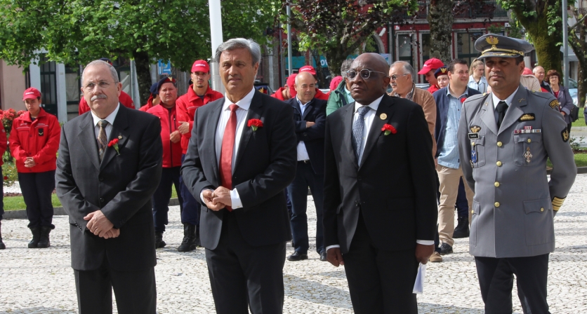 Vieira do Minho comemora 25 de Abril