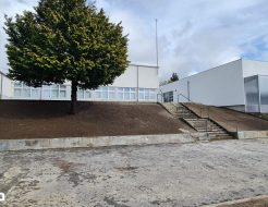 Galeria de Fotos - II Fase da requalificação da Escola Básica e Secundária Vieira de Araújo concluída
