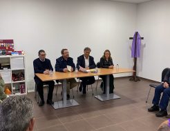 Galeria de Fotos - Reunião mensal com Presidentes de Junta na  União de Freguesia de Anissó e Soutelo