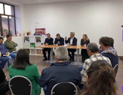 Galeria de Fotos - Reunião mensal com Presidentes de Junta na  União de Freguesia de Anissó e Soutelo