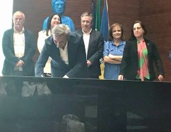 Galeria de Fotos - Assinatura da constituição da Rede Intermunicipal de Bibliotecas Municipais