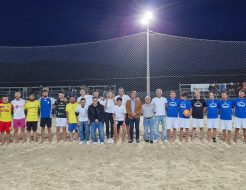 Galeria de Fotos - Torneio de Futebol de Praia Andrade Cup arrancou com vitória da Serralharia Coelho