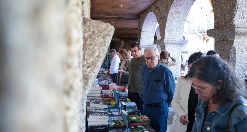 Feira do Livro 2026 afirma-se e conquista público com nova roupagem