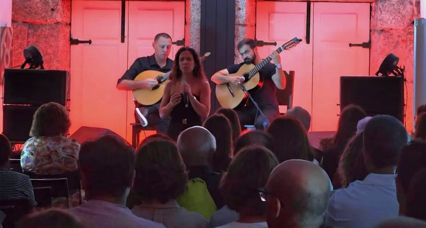 Quando o Fado canta, a Casa de Lamas ganha alma