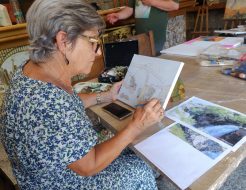 Galeria de Fotos - Pinceladas de identidade: património de Vieira do Minho ganha nova vida nas aulas de pintura da Casa de Lamas