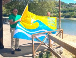 Galeria de Fotos - Praia Fluvial dos Carvalhos reafirma excelência ambiental com a Bandeira “Praia Qualidade de Ouro” 2026
