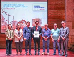 Galeria de Fotos - Vieira do Minho recebe placa que assinala a inscrição da Arte dos Caldeireiros no Inventário Nacional